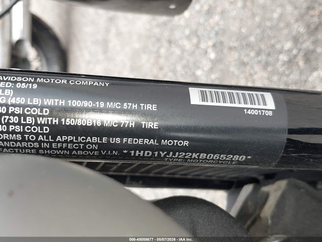 1HD1YJJ22KB065280 Harley-Davidson FXBB