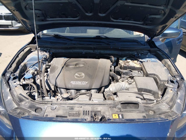 45058715 :رقم المزاد ، 3MZBN1V39JM213592 vin ، 2018 Mazda Mazda3 Touring مزاد بيع