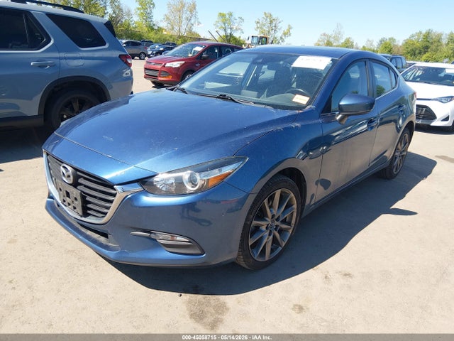 45058715 :رقم المزاد ، 3MZBN1V39JM213592 vin ، 2018 Mazda Mazda3 Touring مزاد بيع