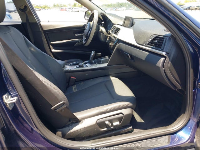 Продаж на аукціоні авто 2017 Bmw 320i, vin: WBA8E1G35HNU18625, номер лоту: 45058762