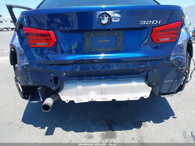 Продаж на аукціоні авто 2017 Bmw 320i, vin: WBA8E1G35HNU18625, номер лоту: 45058762