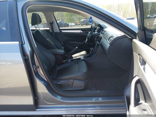 45058793 :رقم المزاد ، 1VWBP7A34DC140639 vin ، 2013 Volkswagen Passat 2.5l Se مزاد بيع