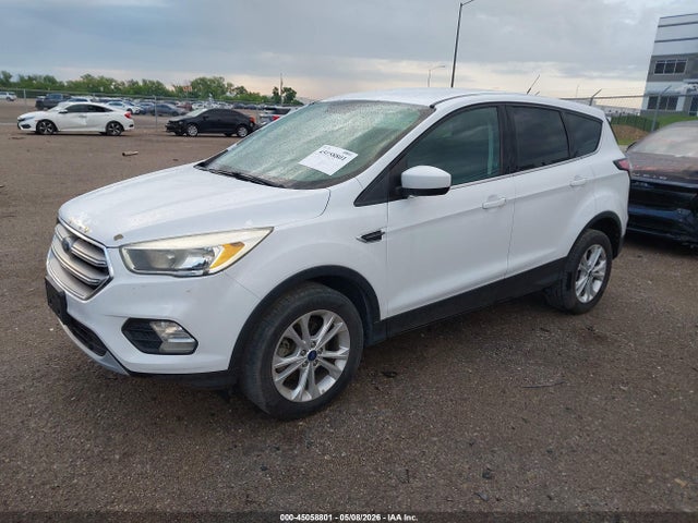 45058801 :رقم المزاد ، 1FMCU0GD2HUE38979 vin ، 2017 Ford Escape Se مزاد بيع