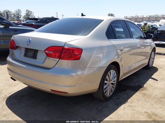 2012 Volkswagen Jetta 2.5l Sel მანქანა იყიდება აუქციონზე, vin: 3VWLP7AJ9CM458868, აუქციონის ნომერი: 45058819