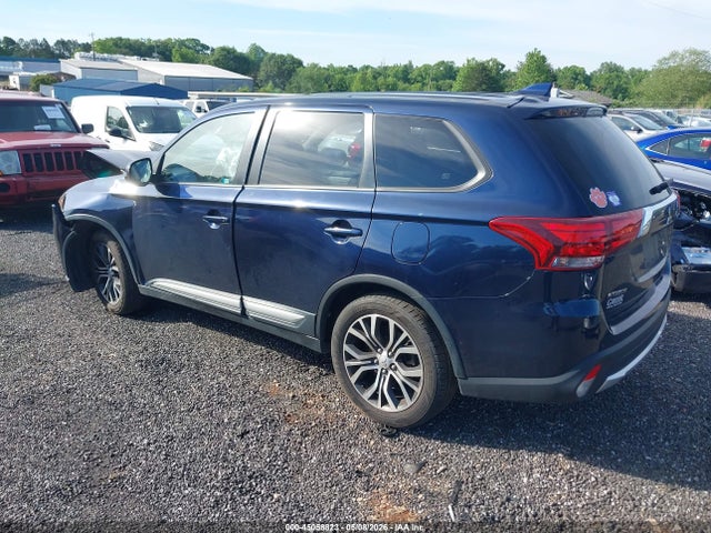 Продаж на аукціоні авто 2018 Mitsubishi Outlander Se, vin: JA4AZ3A36JZ024430, номер лоту: 45058823