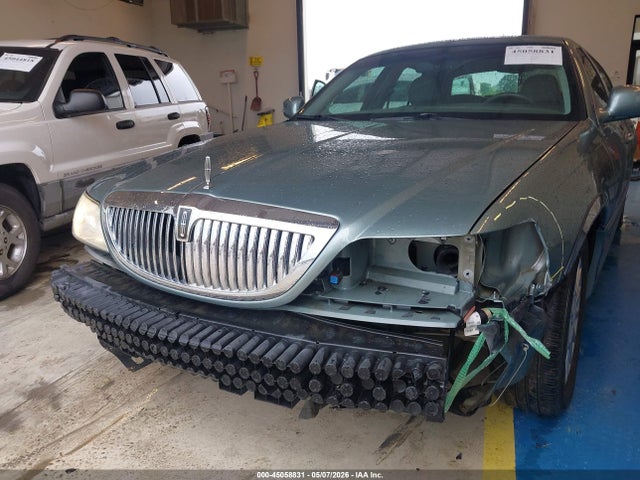 45058831 :رقم المزاد ، 1LNHM81W05Y617248 vin ، 2005 Lincoln Town Car Signature مزاد بيع