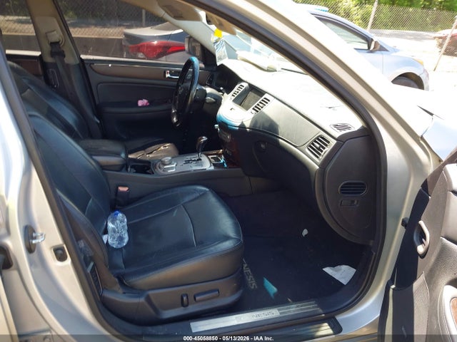 45058850 :رقم المزاد ، KMHGC4DE2AU099235 vin ، 2010 Hyundai Genesis 3.8 مزاد بيع