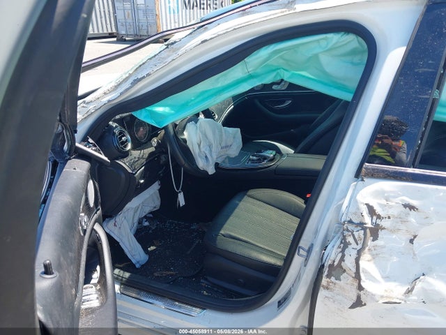 45058911 :رقم المزاد ، WDDZF6GBXJA475348 vin ، 2018 Mercedes-benz E 400 4matic مزاد بيع