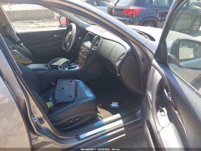 45058917 :رقم المزاد ، JN1AJ0HR0AM752217 vin ، 2010 Infiniti Ex35 Journey مزاد بيع