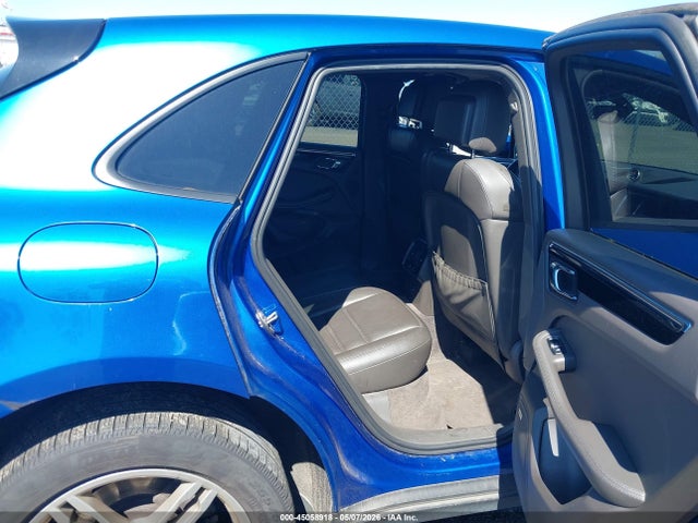 2015 Porsche Macan S მანქანა იყიდება აუქციონზე, vin: WP1AB2A53FLB42921, აუქციონის ნომერი: 45058918