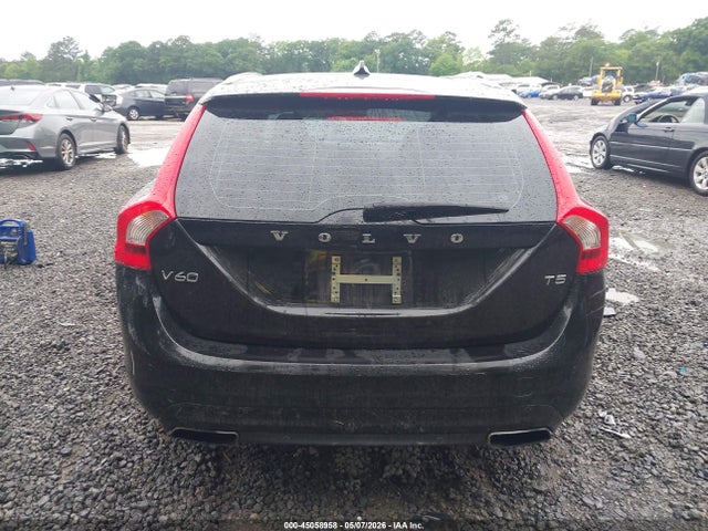 2016 Volvo V60 T5 Drive-e Premier მანქანა იყიდება აუქციონზე, vin: YV140MEK2G1316274, აუქციონის ნომერი: 45058958