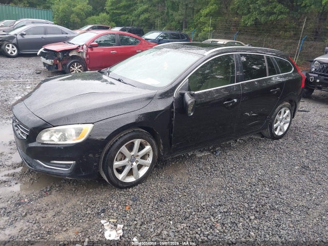 2016 Volvo V60 T5 Drive-e Premier მანქანა იყიდება აუქციონზე, vin: YV140MEK2G1316274, აუქციონის ნომერი: 45058958