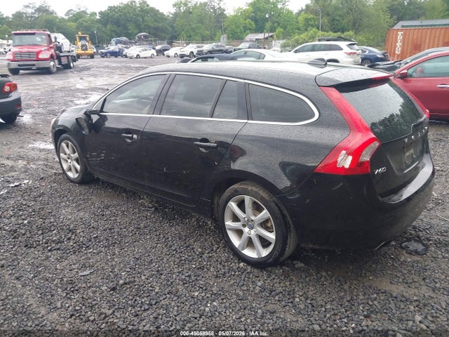 2016 Volvo V60 T5 Drive-e Premier მანქანა იყიდება აუქციონზე, vin: YV140MEK2G1316274, აუქციონის ნომერი: 45058958