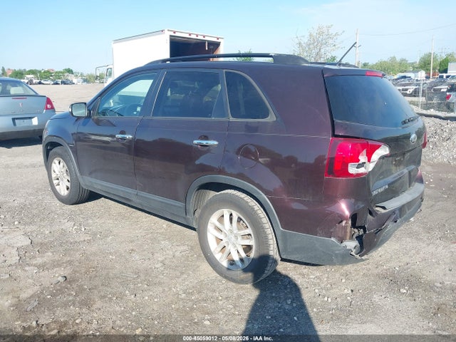 KIA SORENTO LX 2014 5XYKT3A61EG455655 Image 3