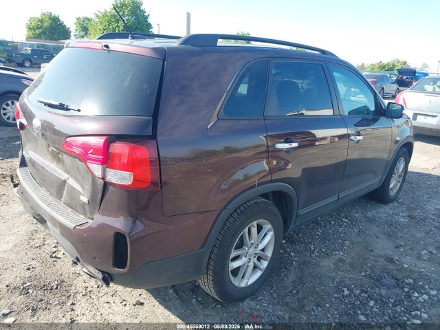 KIA SORENTO LX 2014 5XYKT3A61EG455655 Image 4