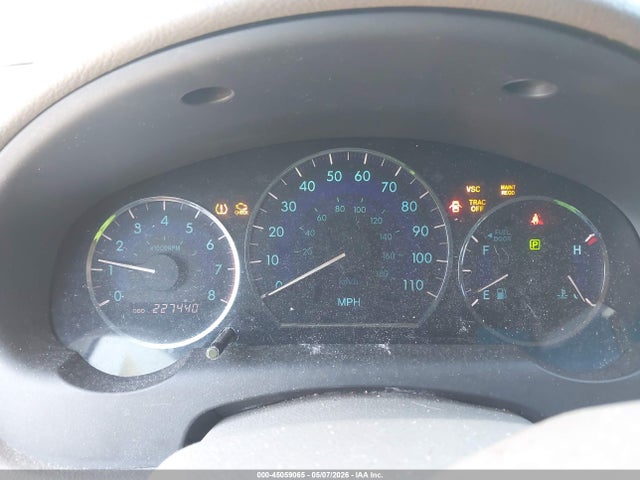 45059065 :رقم المزاد ، 5TDKK4CC7AS301055 vin ، 2010 Toyota Sienna Le مزاد بيع
