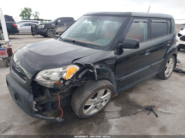 2010 Kia Soul Sport მანქანა იყიდება აუქციონზე, vin: KNDJT2A2XA7121974, აუქციონის ნომერი: 45059072