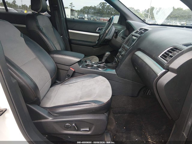 45059080 :رقم المزاد ، 1FM5K8D8XHGD88447 vin ، 2017 Ford Explorer Xlt مزاد بيع