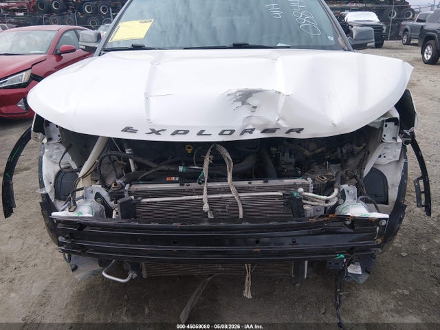 45059080 :رقم المزاد ، 1FM5K8D8XHGD88447 vin ، 2017 Ford Explorer Xlt مزاد بيع
