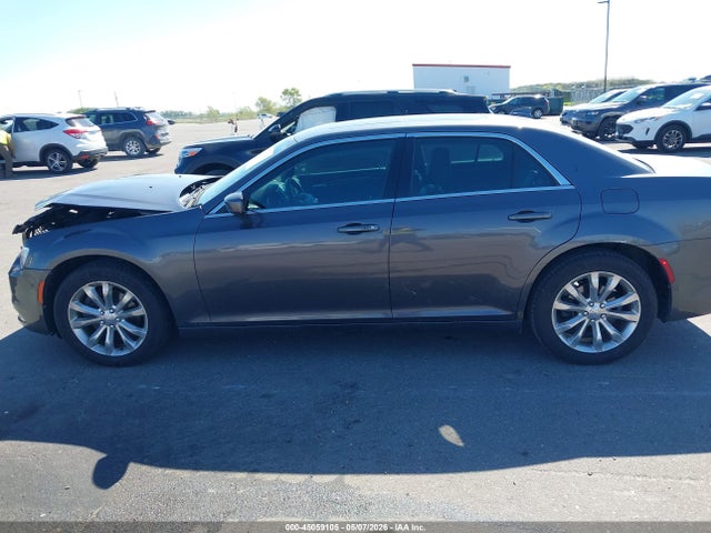 Chrysler 300 Anniversary Edition 2016 2C3CCARG4GH304775 Image 14