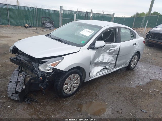 45059120 :رقم المزاد ، 3KPA24AB4JE048566 vin ، 2018 Kia Rio S مزاد بيع