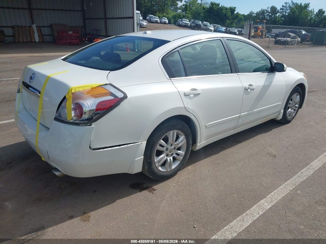 2010 Nissan Altima 2.5 S მანქანა იყიდება აუქციონზე, vin: 1N4AL2AP5AN557659, აუქციონის ნომერი: 45059161