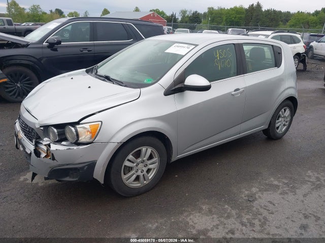 45059170 :رقم المزاد ، 1G1JC6SH1G4155959 vin ، 2016 Chevrolet Sonic Lt Auto مزاد بيع