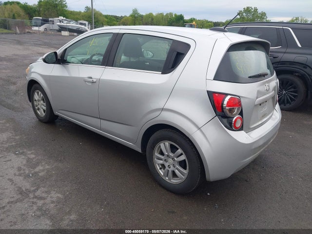 45059170 :رقم المزاد ، 1G1JC6SH1G4155959 vin ، 2016 Chevrolet Sonic Lt Auto مزاد بيع
