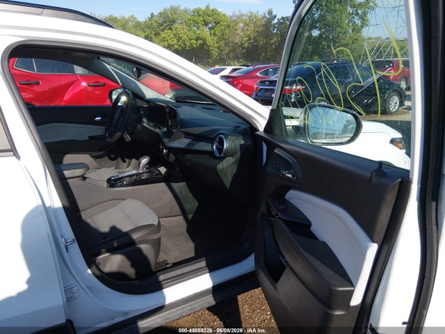 2025 Chevrolet Trax Fwd Lt მანქანა იყიდება აუქციონზე, vin: KL77LHEP5SC065709, აუქციონის ნომერი: 45059226