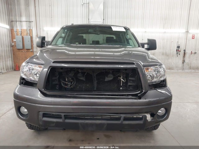 45059235 :رقم المزاد ، 5TFDW5F17DX299836 vin ، 2013 Toyota Tundra Grade 5.7l V8 مزاد بيع