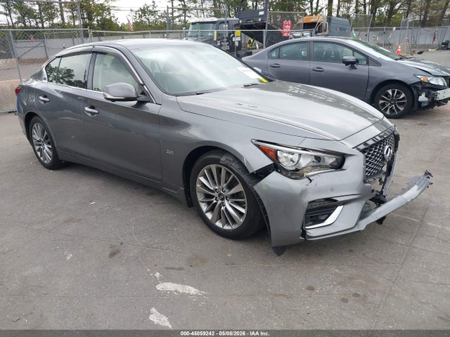 45059242 :رقم المزاد ، JN1EV7AR8JM431583 vin ، 2018 Infiniti Q50 3.0t Luxe مزاد بيع
