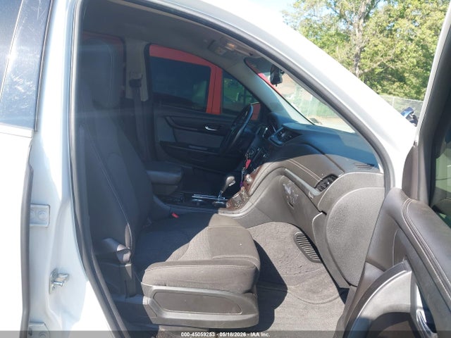 2015 Chevrolet Traverse 1lt მანქანა იყიდება აუქციონზე, vin: 1GNKVGKD3FJ217118, აუქციონის ნომერი: 45059253