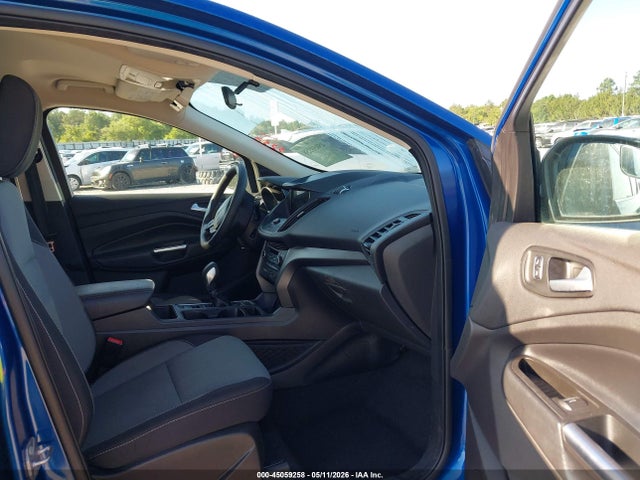 1FMCU0GD8KUB31128 Ford ESCAPE SE