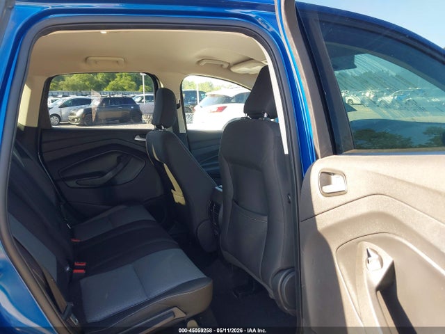 1FMCU0GD8KUB31128 Ford ESCAPE SE
