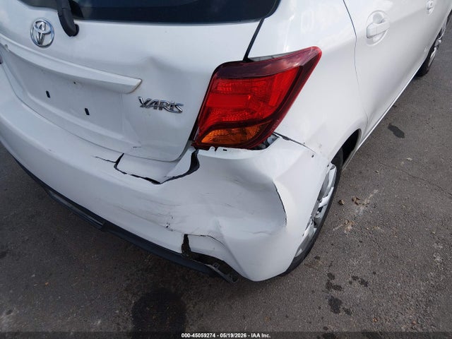 2015 Toyota Yaris L მანქანა იყიდება აუქციონზე, vin: VNKKTUD39FA038462, აუქციონის ნომერი: 45059274