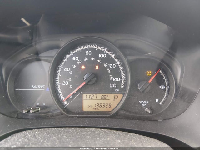 2015 Toyota Yaris L მანქანა იყიდება აუქციონზე, vin: VNKKTUD39FA038462, აუქციონის ნომერი: 45059274