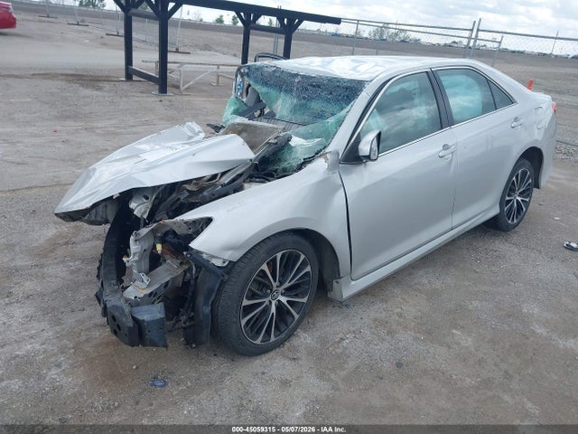 2014 Toyota Camry Se მანქანა იყიდება აუქციონზე, vin: 4T1BF1FK4EU383698, აუქციონის ნომერი: 45059315