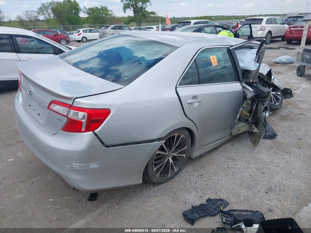 2014 Toyota Camry Se მანქანა იყიდება აუქციონზე, vin: 4T1BF1FK4EU383698, აუქციონის ნომერი: 45059315