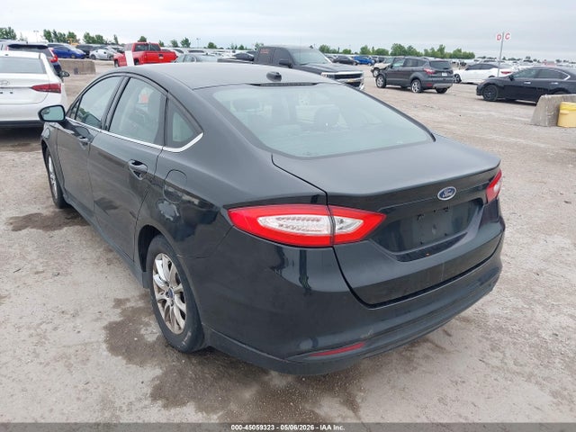 Продажа на аукционе авто 2015 Ford Fusion S, vin: 3FA6P0G75FR177313, номер лота: 45059323