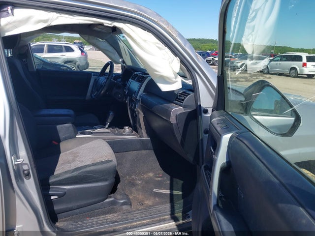 Продаж на аукціоні авто 2020 Toyota 4runner Sr5, vin: JTEBU5JRXL5794192, номер лоту: 45059351