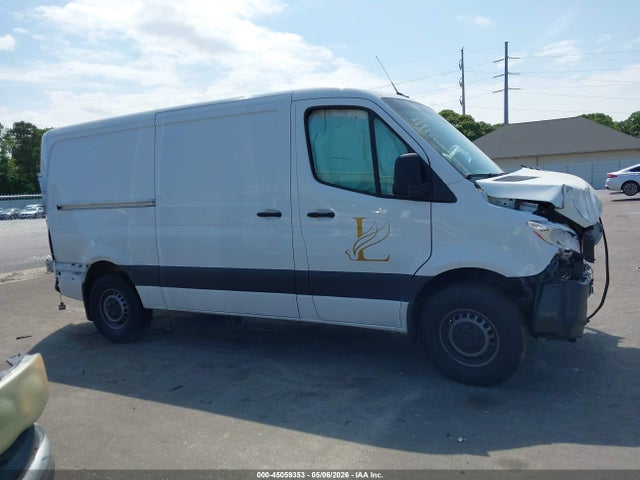 45059353 :رقم المزاد ، W1Y4KBHY4RT174257 vin ، 2024 Mercedes-benz Sprinter 2500 Standard Roof 4-cyl Diesel مزاد بيع