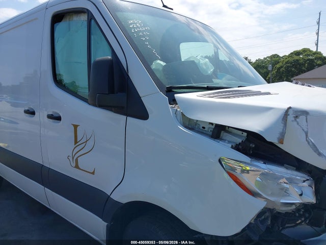45059353 :رقم المزاد ، W1Y4KBHY4RT174257 vin ، 2024 Mercedes-benz Sprinter 2500 Standard Roof 4-cyl Diesel مزاد بيع
