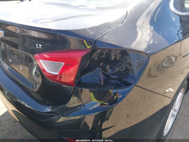 2018 Chevrolet Cruze Lt Auto მანქანა იყიდება აუქციონზე, vin: 1G1BE5SM5J7169259, აუქციონის ნომერი: 45059376