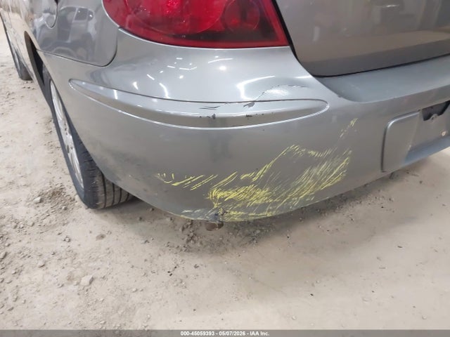 2007 Buick Lacrosse Cxs მანქანა იყიდება აუქციონზე, vin: 2G4WE587371111551, აუქციონის ნომერი: 45059393