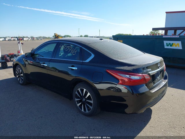 1N4AL3AP2JC265047 Nissan Altima 2.5 Sv