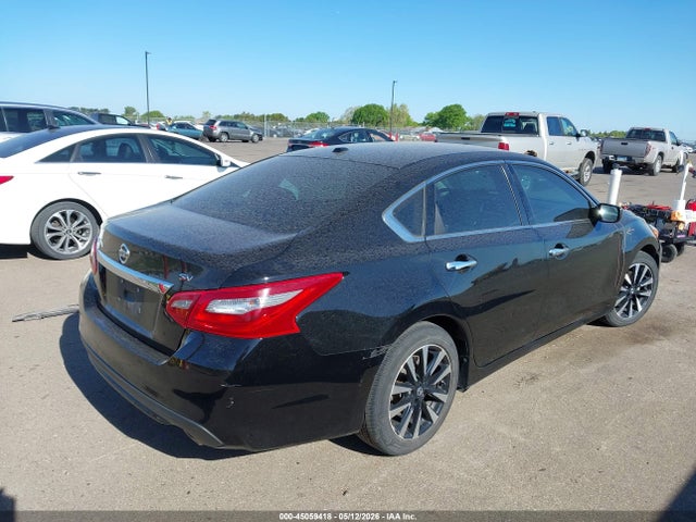 1N4AL3AP2JC265047 Nissan Altima 2.5 Sv