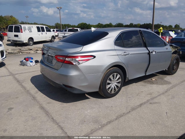 Продаж на аукціоні авто 2019 Toyota Camry L, vin: 4T1B11HKXKU824628, номер лоту: 45059448