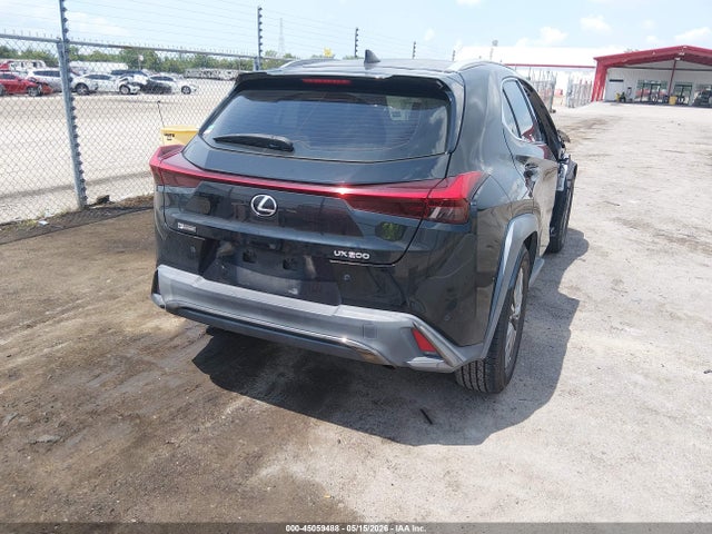 45059488 :رقم المزاد ، JTHY3JBH8K2001387 vin ، 2019 Lexus Ux 200 F Sport مزاد بيع