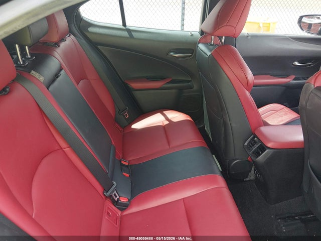 45059488 :رقم المزاد ، JTHY3JBH8K2001387 vin ، 2019 Lexus Ux 200 F Sport مزاد بيع