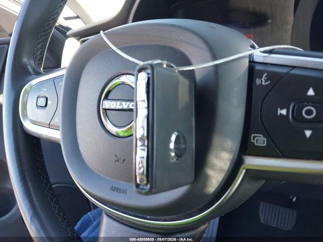 Продажа на аукционе авто 2023 Volvo Xc60 B5 Core, vin: YV4L12RK5P1379511, номер лота: 45059509